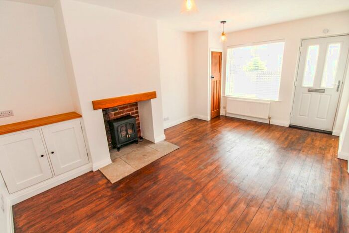 1 Bedroom Terraced House To Rent In Bankfield Road, Burley, Leeds, LS4