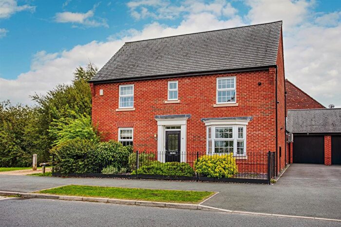 4 Bedroom Detached House For Sale In Alton Way, Highfields, Littleover, Derby, DE23