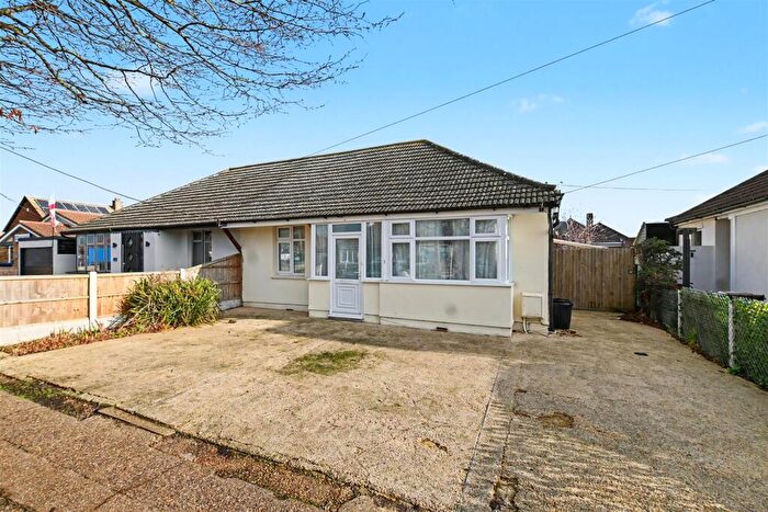 3 Bedroom Semi-Detached Bungalow For Sale In No Chain - Hawkesbury Road, Canvey Island, SS8