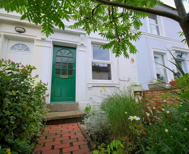 2 Bedroom Terraced House To Rent In Kirkdale Road, Tunbridge Wells, TN1