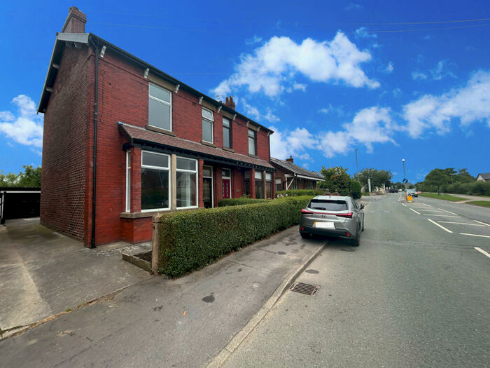 3 Bedroom End Of Terrace House To Rent In Preston Road, Grimsargh, Lancashire, PR2
