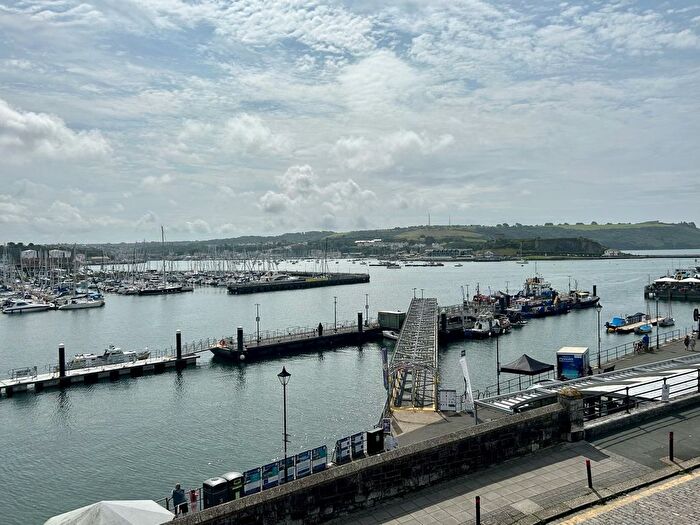 2 Bedroom Flat To Rent In Lambhay Street, Plymouth, PL1