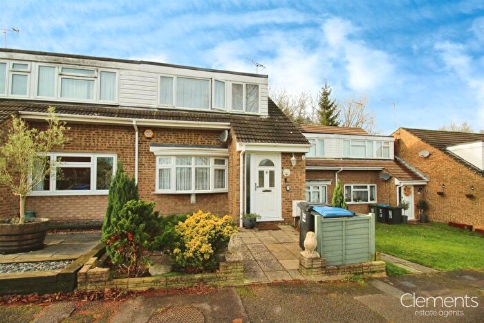 3 Bedroom End Of Terrace House To Rent In Woodhall Farm, Hemel Hempstead, HP2