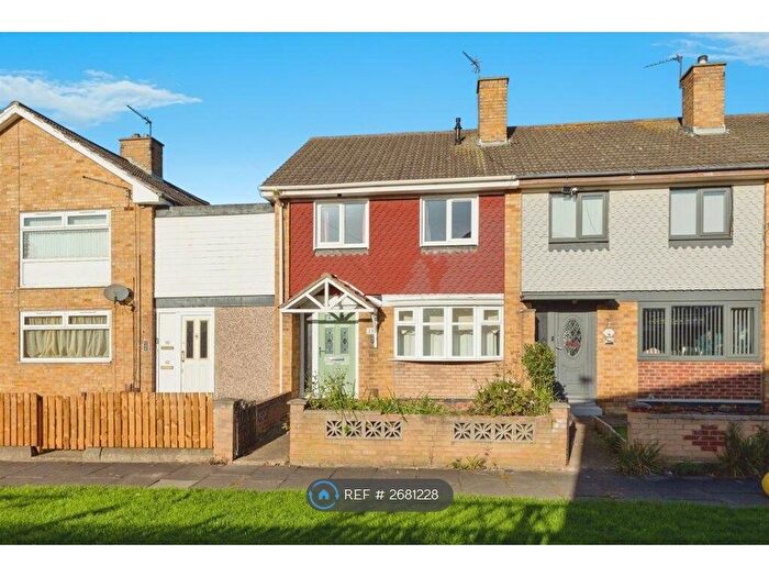 3 Bedroom Terraced House To Rent In Barholm Close, Middlesbrough, TS3