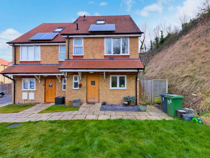 3 Bedroom Semi-Detached House To Rent In Drakes Close, High Wycombe HP11