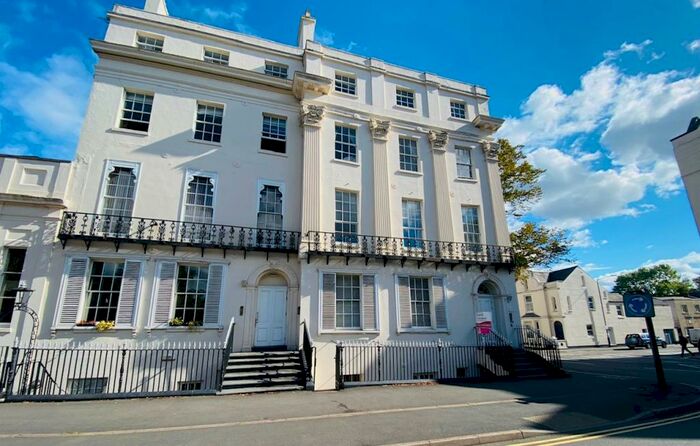 2 Bedroom Apartment To Rent In Kenilworth Road, Leamington Spa, CV32