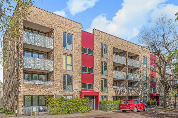 2 Bedroom Flat For Sale In , Monson Road, Lewisham, London, , New Cross, SE14