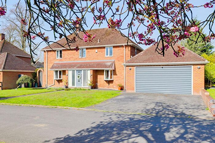 4 Bedroom Detached House For Sale In Cedar Tree Road, Arnold, NG5