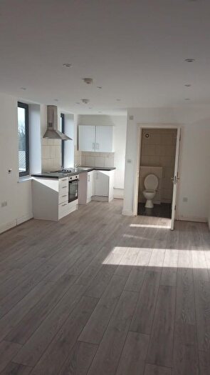 Studio To Rent In Triminious House, Ballards Mews, Edgware, Greater London, HA8