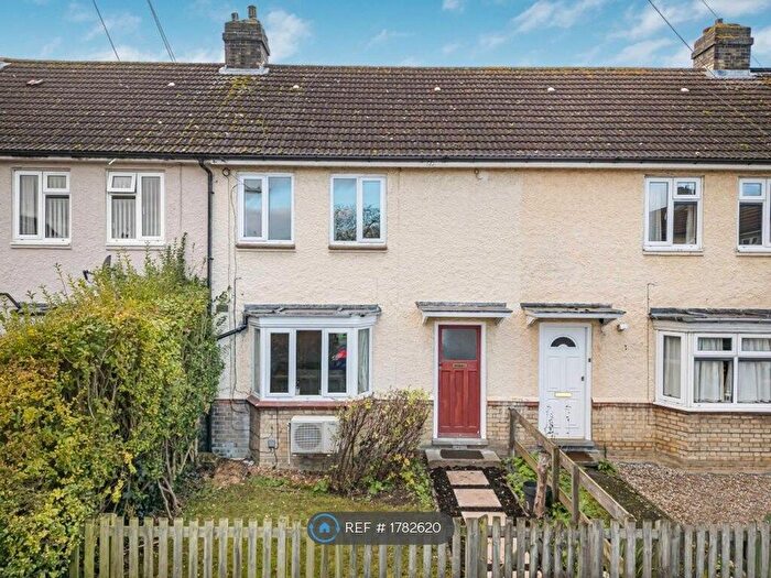 2 Bedroom Terraced House To Rent In Hawthorn Way, Cambridge, CB4