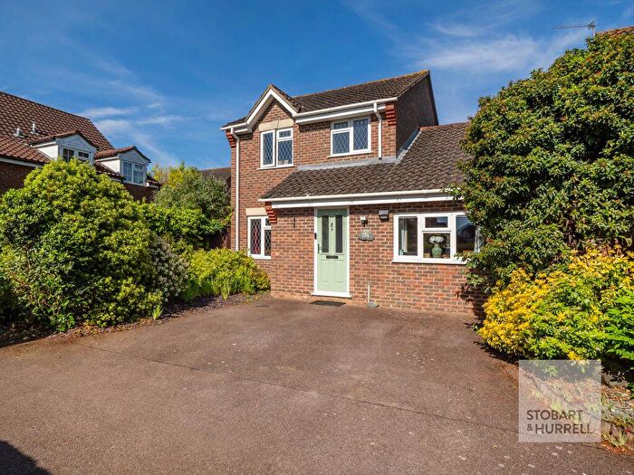 4 Bedroom Detached House For Sale In Kingswood Avenue, Taverham, Norfolk, NR8