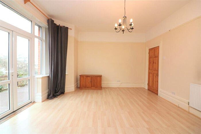 2 Bedroom Apartment To Rent In Glenluce Road, London, SE3