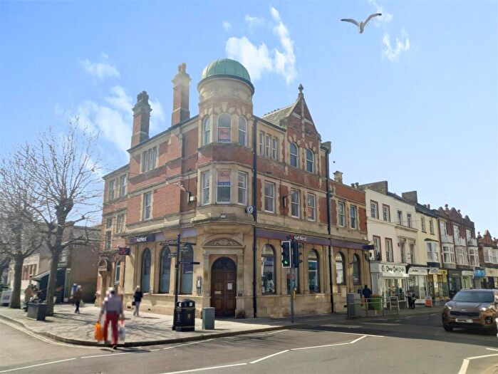 1 Bedroom Flat For Sale In William Street, Herne Bay, CT6