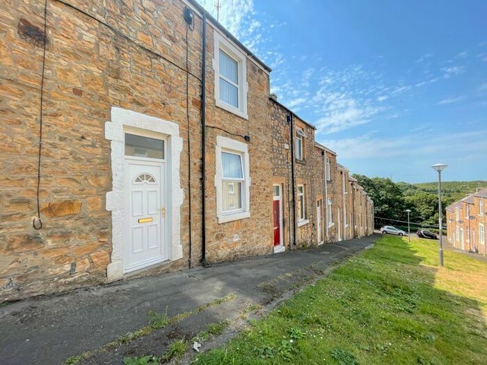 Houses for sale & to rent in NE21 5RR, Half Fields Road, Winlaton And
