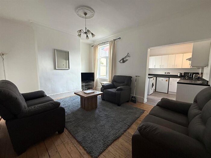 5 Bedroom Terraced House To Rent In Eldon Road, Birmingham, B16