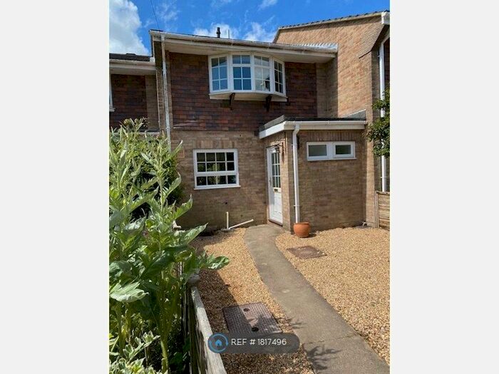 3 Bedroom Terraced House To Rent In Wainsford Road, Pennington, Lymington, SO41