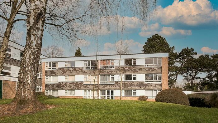 2 Bedroom Flat To Rent In Whetstone Close, Farquhar Road, Edgbaston, B15