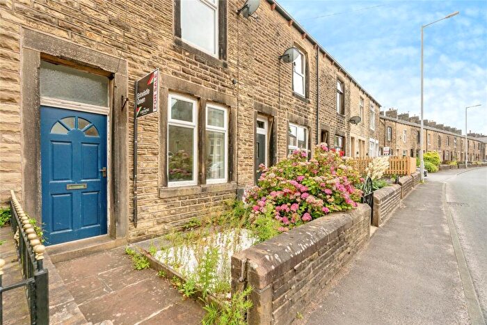 2 Bedroom Terraced House For Sale In Skipton Road, Trawden, Colne, Lancashire, BB8