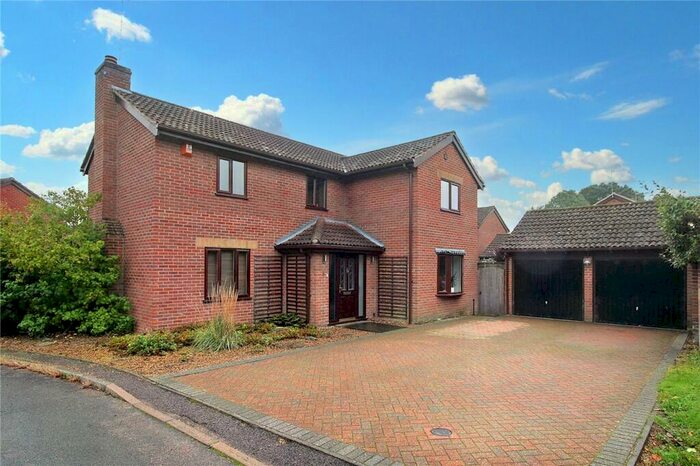 4 Bedroom Detached House For Sale In Alston Close, Framingham Earl, Norwich, Norfolk, NR14