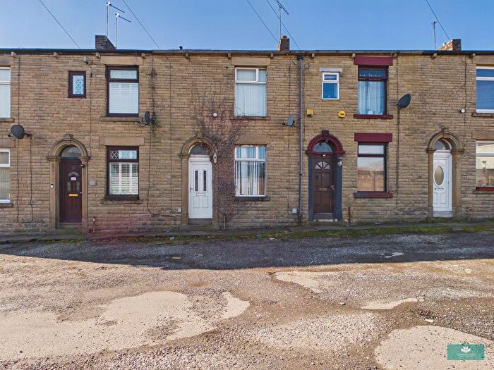 2 Bedroom Terraced House For Sale In Wild Street, Oldham, OL2