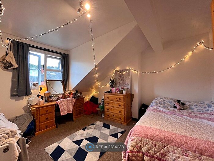 5 Bedroom Terraced House To Rent In Royal Park Terrace, Leeds, LS6