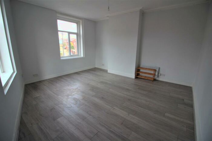2 Bedroom Flat To Rent In Church Street, Radcliffe, M26