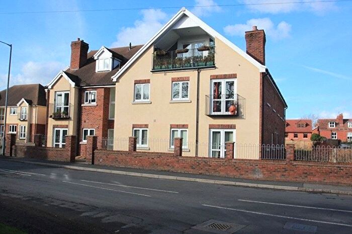 1 Bedroom Flat For Sale In Gloucester Road, Ross-On-Wye, Herefordshire, HR9