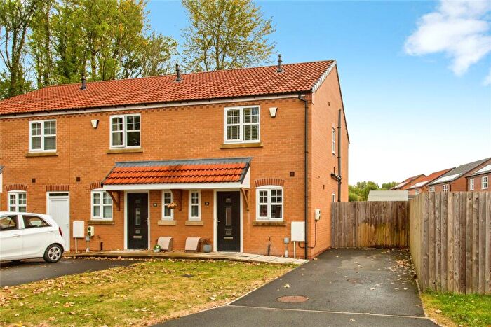 2 Bedroom End Of Terrace House For Sale In Stapleford Close, Preston, Lancashire, PR2