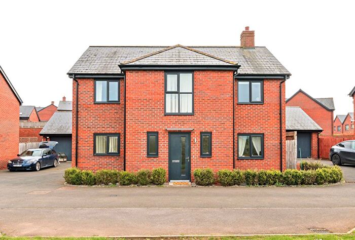 4 Bedroom Detached House For Sale In Hawser Road, Tewkesbury, GL20