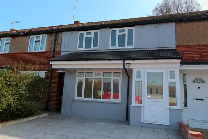 3 Bedroom Terraced House To Rent In Antlers Hill, North Chingford, E4