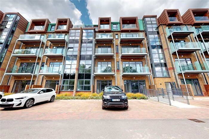 1 Bedroom Flat To Rent In Jessop Court, Uxbridge, UB8