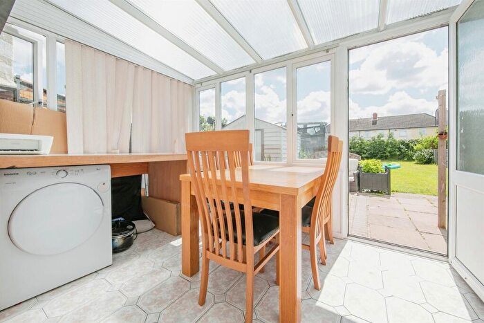 3 Bedroom Semi-Detached House For Sale In Whitton Church Lane, Ipswich, IP1
