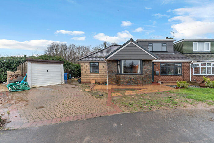 4 Bedroom Semi-Detached Bungalow For Sale In St. Christophers Road, Humberston, DN36