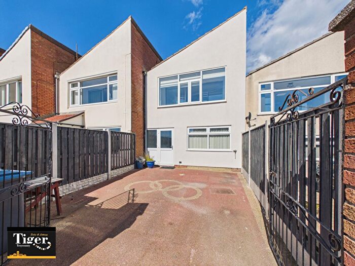 3 Bedroom Terraced House For Sale In Chatteris Place, Thornton-Cleveleys, FY5