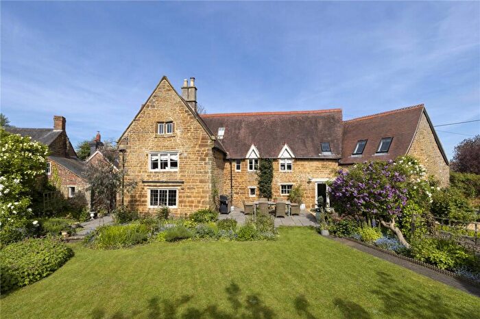 4 Bedroom Detached House For Sale In Hill View, Eydon, Daventry, Northamptonshire, NN11