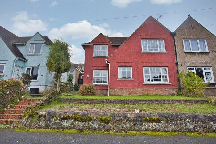 3 Bedroom Semi Detached House For Sale In Stonehall Road, Lydden, Dover, Kent, CT15