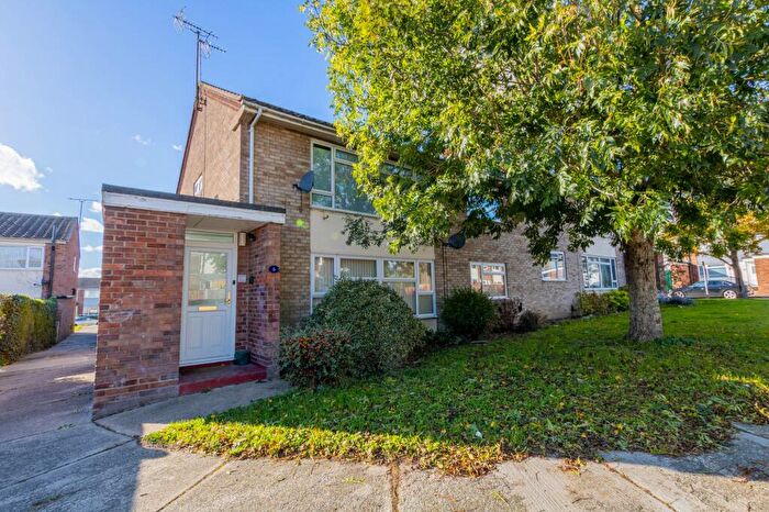 2 Bedroom Property For Sale In Imogen Close, Colchester, CO4
