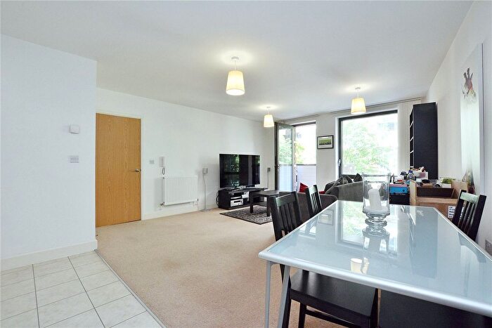 1 Bedroom Flat To Rent In Nelsons Walk, London, E3