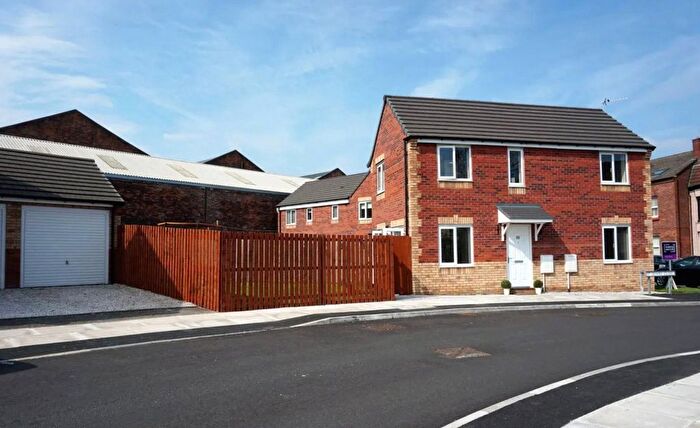 3 Bedroom Detached House For Sale In St. Joans Close, Bootle, Merseyside, L20