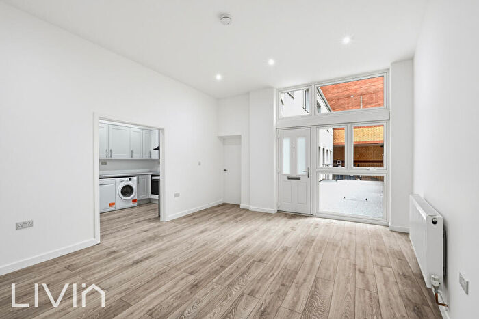 1 Bedroom Maisonette To Rent In Willow Court, Scarbrook Road, Croydon, CR0