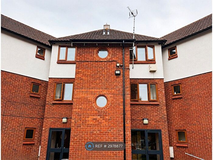 2 Bedroom Flat To Rent In Stephenson Way, Corby, NN17