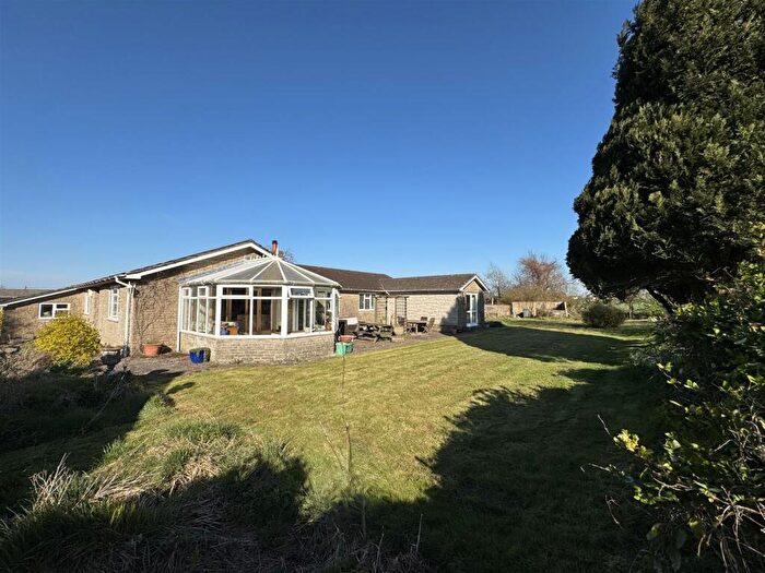 5 Bedroom Detached Bungalow For Sale In Green Street, Ston Easton, BA3