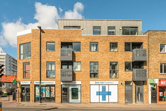 2 Bedroom Flat For Sale In Coldharbour Lane, Loughborough Junction, SW9