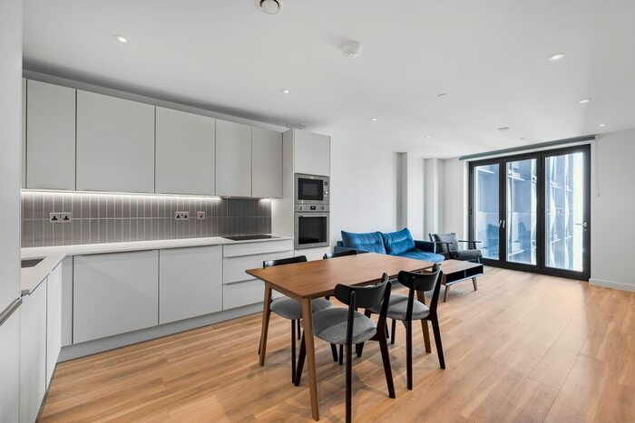 2 Bedroom Flat To Rent In George Street, Croydon, CR0