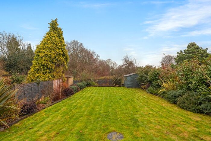 4 Bedroom Detached House For Sale In Gravesend Road, Higham, Rochester, Kent, ME3