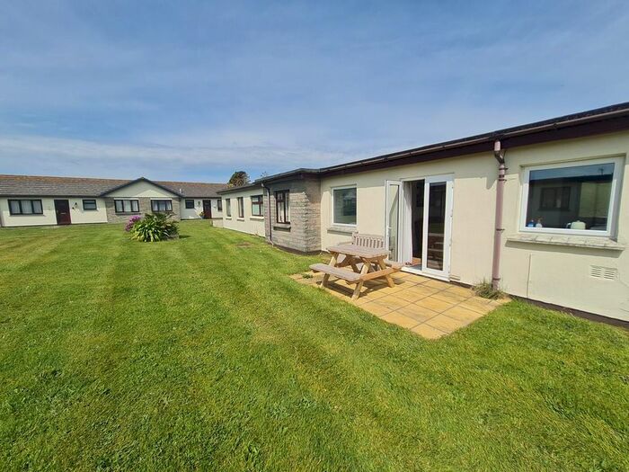 2 Bedroom Chalet For Sale In Predannack, Helston, TR12