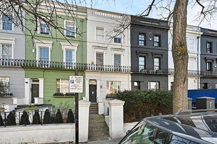 4 Bedroom Terraced House To Rent In Westbourne Grove, London, W11
