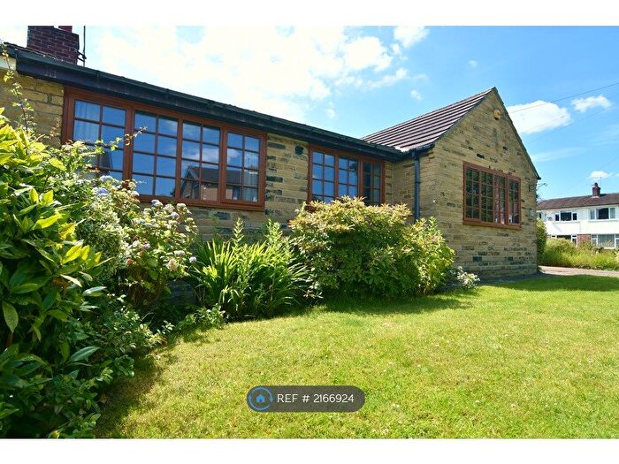 3 Bedroom Bungalow To Rent In Gregory Springs Mount, Mirfield, WF14