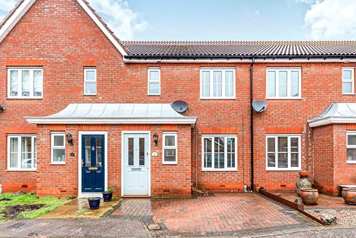 2 Bedroom Terraced House To Rent In The Beacons, Stevenage, Hertfordshire, SG1