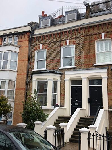 4 Bedroom Flat For Sale In Warlock Road, Maida Hill, W9
